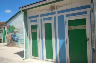 Toilettes des Valennes du port