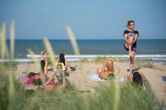 Yoga à la plage