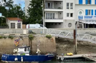 Balcon sur le port