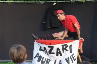 Théâtre de rue - Lazari pour la vie - Cirque Lazari_Saint-Trojan-les-Bains