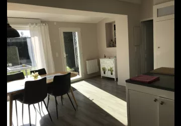 Salle à manger Meublé de Josette Duvert