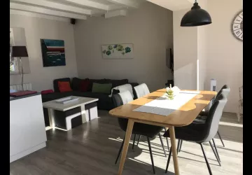 Séjour - salle à manger Meublé de Josette Duvert