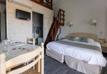 Logis Hôtel de la Plage_Saint-Pierre-d'Oléron