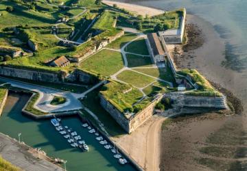 Visite nocturne théâtralisée de la Citadelle avec Vauban