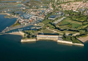 Vue aérienne de la Citadelle du Château d'Oléron