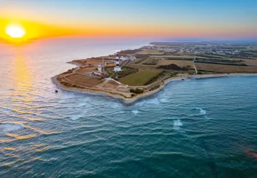 Visite guidée de la pointe de Chassiron: le "Bout du Monde" entre légendes, paysages et patrimoine._Saint-Denis-d'Oléron