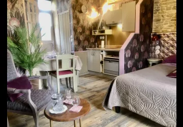 Les fleurs De Lys, Suite' appart  Lys Martagon_Saint-Georges-d'Oléron